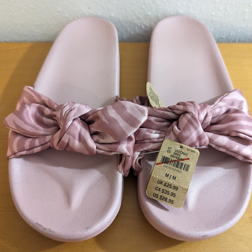 Victoria's secret pink Sandals